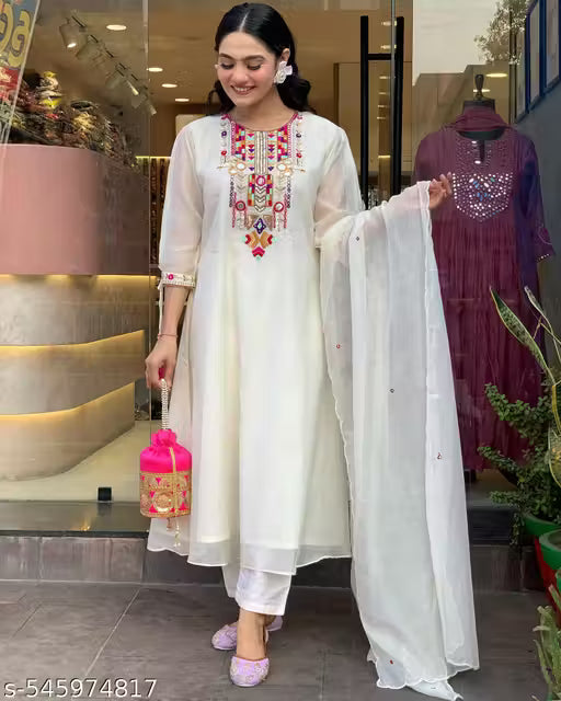 BEAUTIFUL EMBRODERED KURTA PENT
