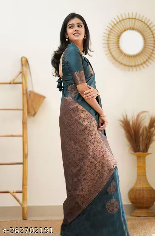 Designer Beautiful Banarasi Saree with Blouse